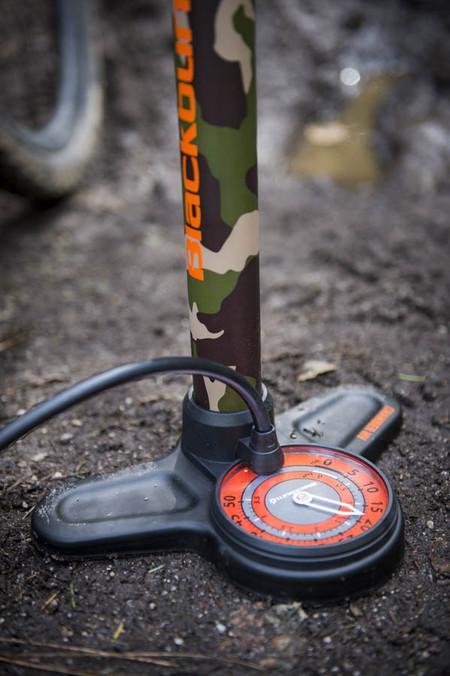 Blackburn releases High Volume MTB pump in Camo