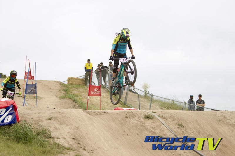 anneke beerten showing here style