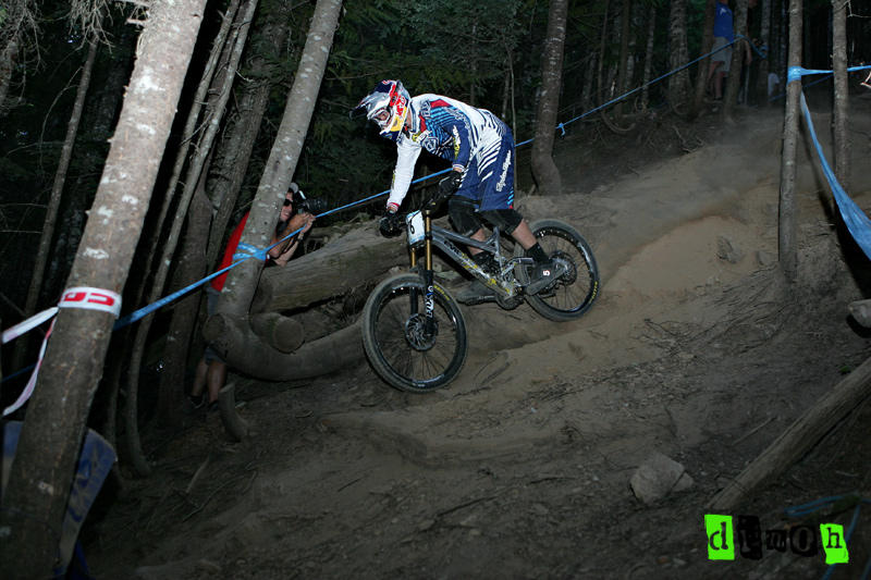 steve smith rode the bottom of the coure on his rim.