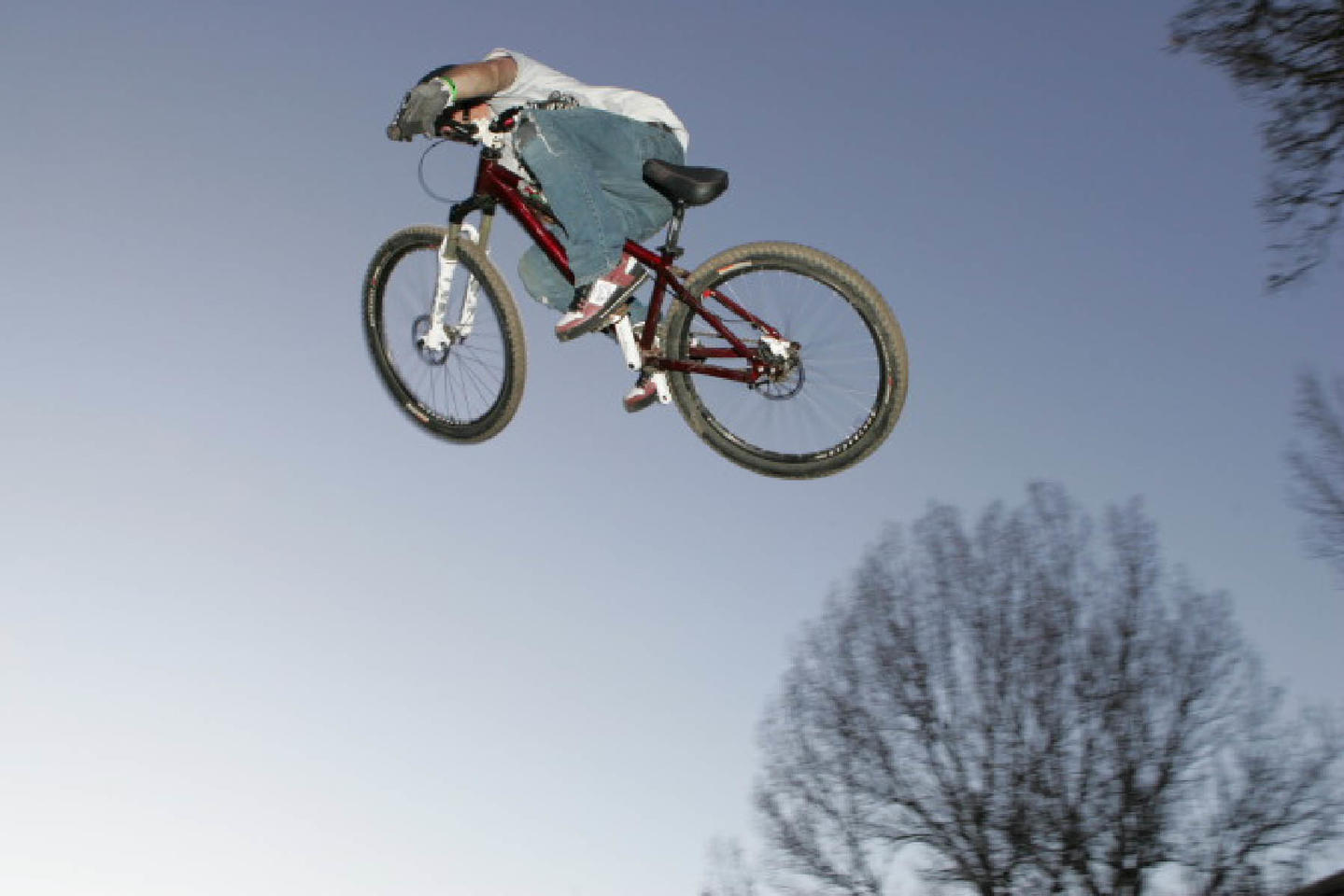 Greg Watts testing his Five Tens and his new Haro